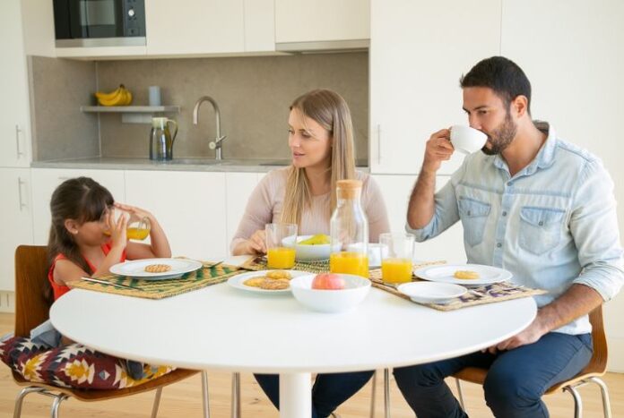 La neurogastronomía afirma que compartir la mesa fortalece la unión familiar
