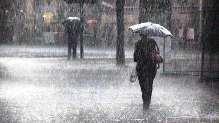 Onda tropical al norte del país originará precipitaciones este lunes