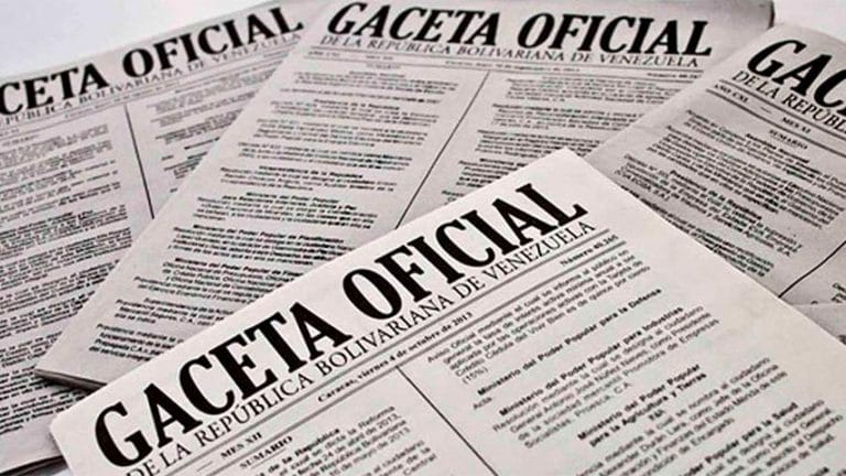 Gobierno fija salario integral en Bs 300 mil