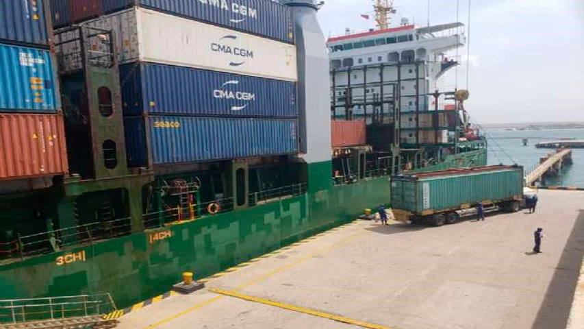 Aduaneros reportan repunte de 28% en exportación de contenedores