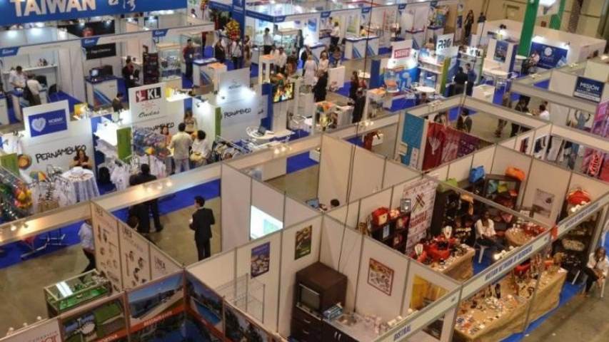 Invitan a exportadores venezolanos a sumarse a la Expocomer 2023
