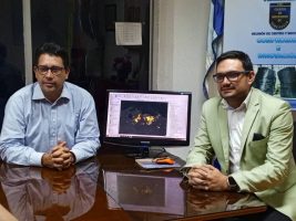 Manuel Zerpa (izquierda) y el presidente de la Sociedad Venezolana de Ingenieros Agrónomos y Afines, Saúl Elías López (Cortesía)