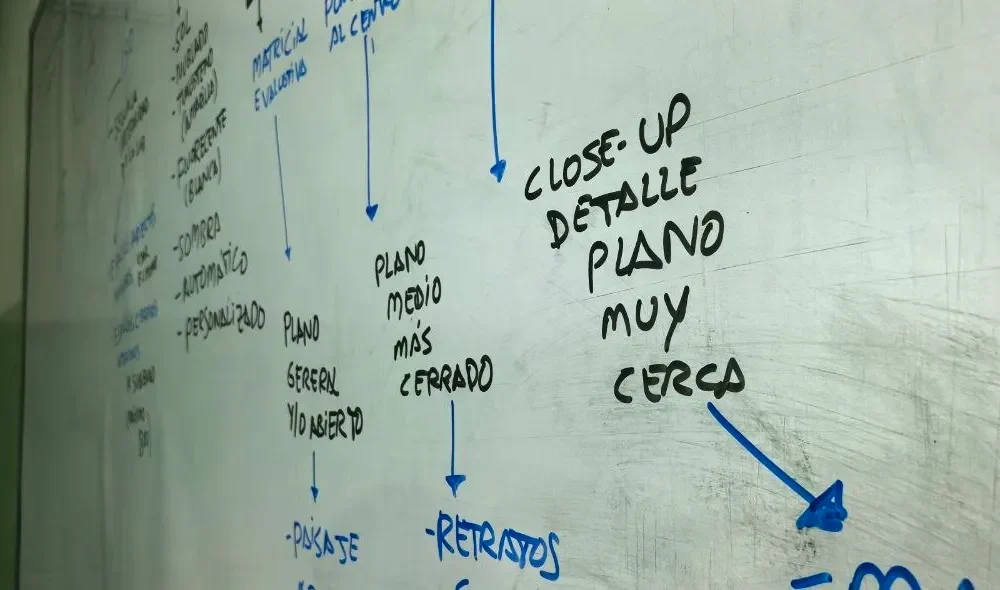Radio Online y Redes Sociales: Estudiantes de la UBV impulsan proyecto comunitario a través de la fotografía