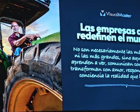 Conferencia “Visual Master: Las Empresas que Redefinen al Mundo”