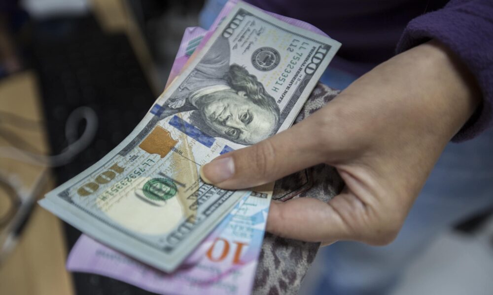 Hay que reactivar la economía y sin el sector privado no hay forma de levantarla