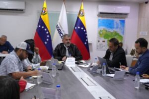 Estamos tomando medidas que nos permitan adelantarnos. La estrategia no es de emergencia,