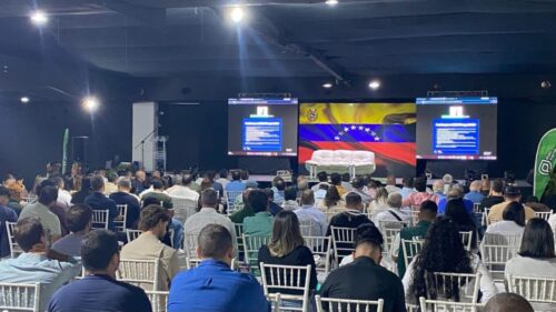 El economista Asdrúbal Oliveros presentó una hoja de ruta para la economía venezolana