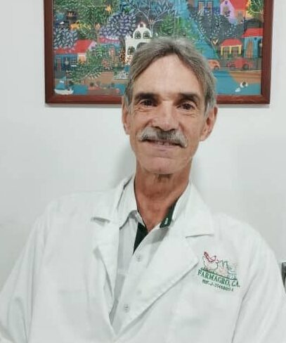 Dr. Carlos Rafael Bello Álvarez